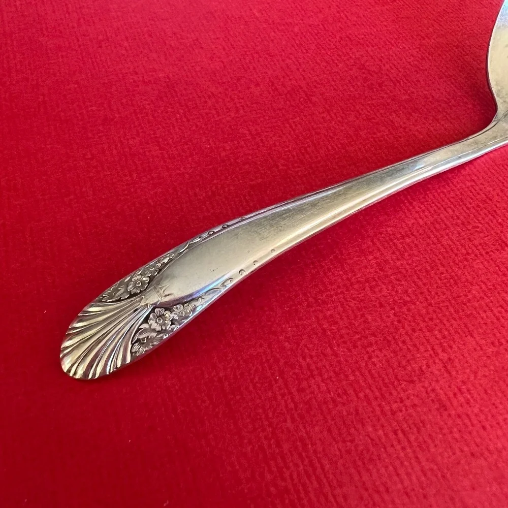 Crown Silverplate Small Sauce Ladle - 1939 Radiance Pattern